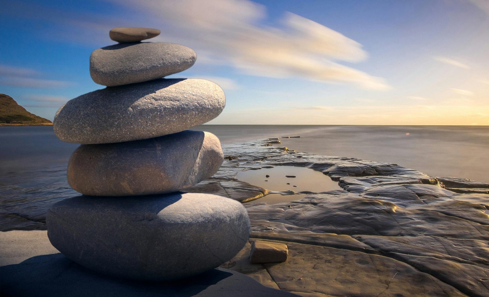 pexels-pixabay-289586 - stones balancing